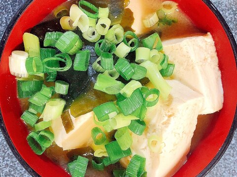 お豆腐とわかめと大根のお味噌汁♪